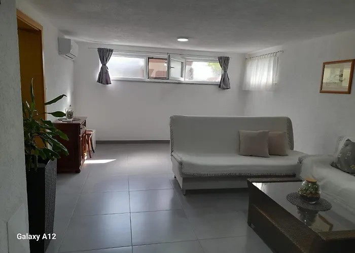 Harfa 3 Apartamento Orebić