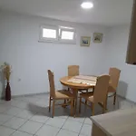 Harfa 3 Apartamento *