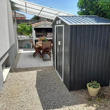 Apartment Harfa 3