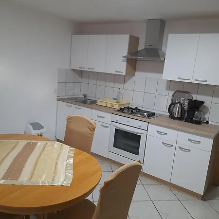 Harfa 3 Apartment Orebic