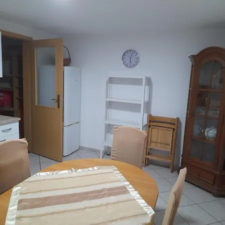 Harfa 3 Apartamento *