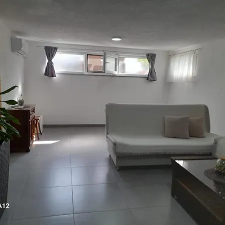 Harfa 3 Apartamento Orebić